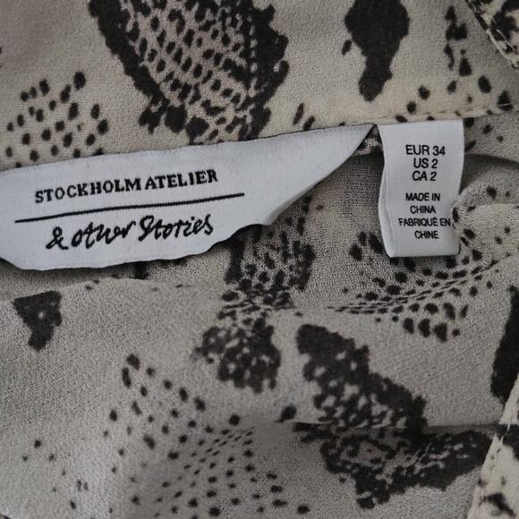 Stockholm Atelier Animal Print Short Sleeve Blouse Size 2 - Picture 3 of 5